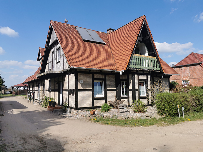 2 Fam-Haus in 19258 Zweedorf
